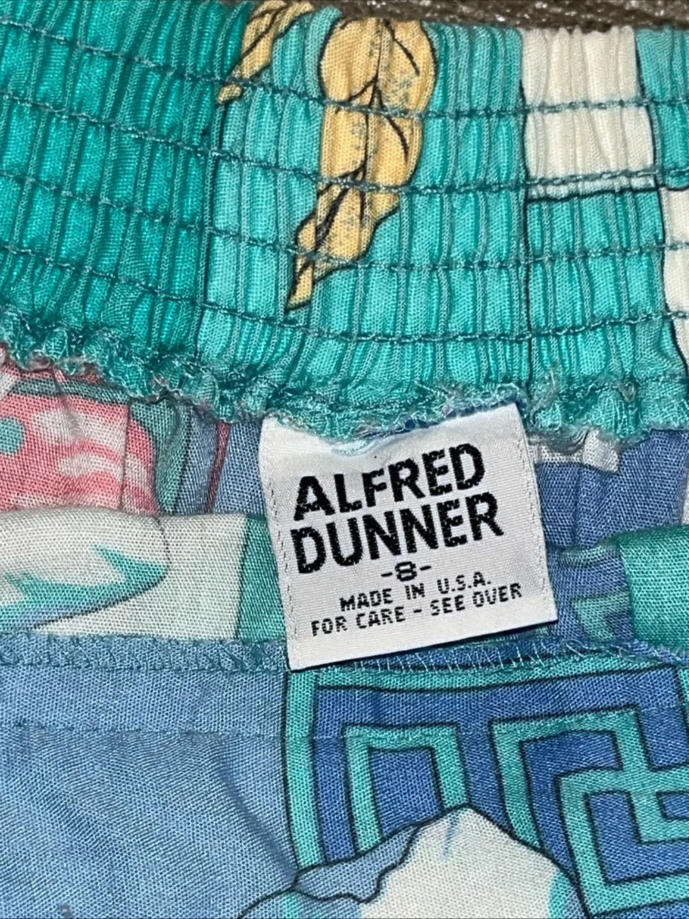 Vintage Alfred Dunner Floral Greek Key Pleated Bermuda Wide Leg Shorts Hi Rise 8